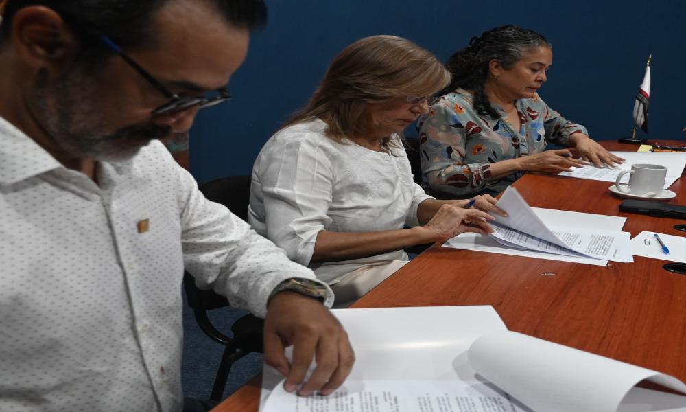 Firman convenio CUCosta y Colegio de Arquitectos para impulsar prácticas profesionales en Arquitectura