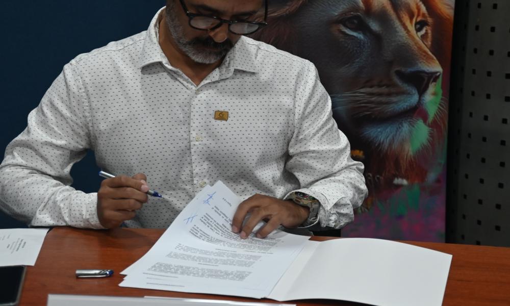 Firman convenio CUCosta y Colegio de Arquitectos para impulsar prácticas profesionales en Arquitectura