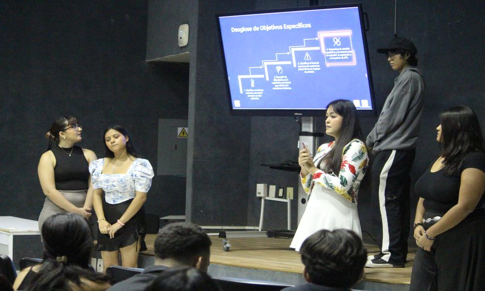 Estudiantes de Psicología participan en el Coloquio Estudiantil 