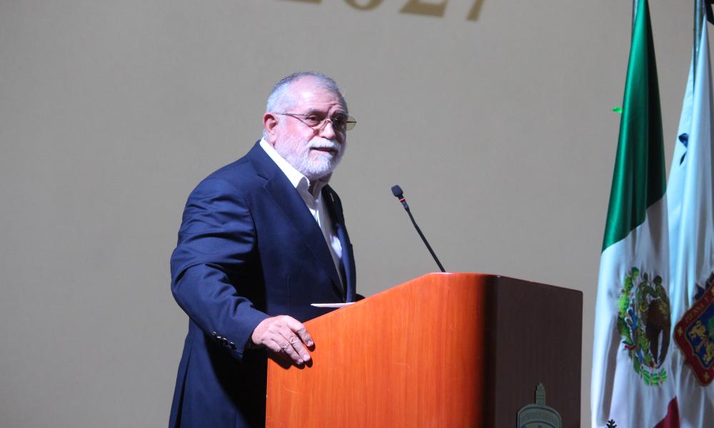 Realizan Ceremonia de Imposición de Batas a estudiantes de Médico Cirujano y Partero en el CUCosta