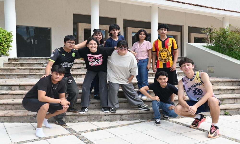 Participan 80 estudiantes del CUCosta en el “Rally por la Juventud”