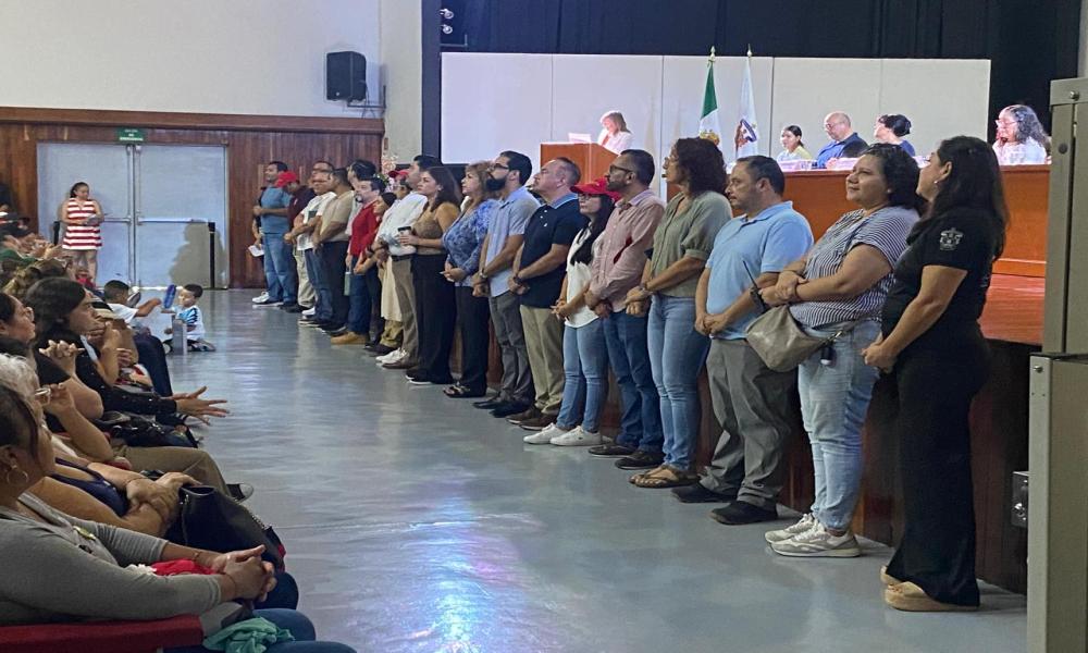 La rectora, Dra. María Esther Avelar Álvarez, dio la bienvenida a mil 066 estudiantes que inician su formación universitaria durante el ciclo escolar 2026-B.