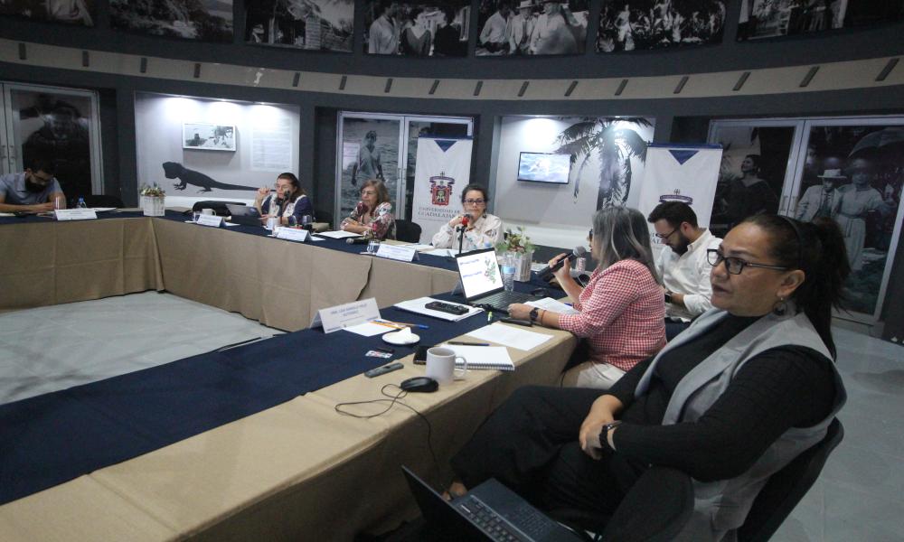 Centros universitarios de la UdeG analizan nuevas propuestas de programas educativos