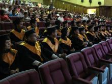 Egresa del CUCosta Licenciatura en Administración “Dr. Armando Soltero Macías”