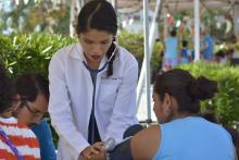 Contribuyen universitarios a combatir desigualdad social en Puerto Vallarta