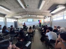 Ofrece Unidad de Vinculación información en preparatorias sobre oferta académica de CUCosta