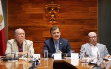 Anuncian reactivación de clases y envío de apoyo a damnificados