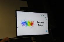 Ilustran a estudiantes sobre finanzas sanas tras su paso por la universidad