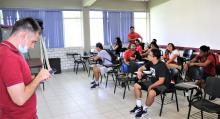 Estudiantes de Cultura Física y Deportes conocen la importancia de su tutor